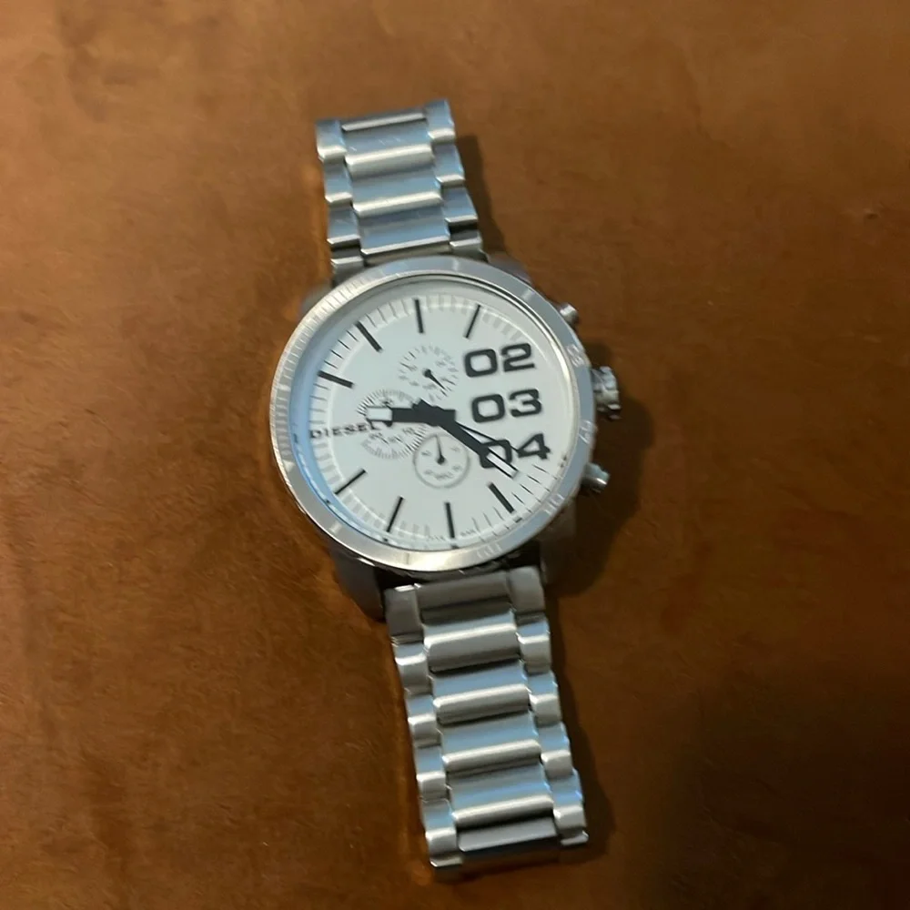 Diesel Men's Watch Stainless Steel White Dial XL Franchise Chronograph DZ4219